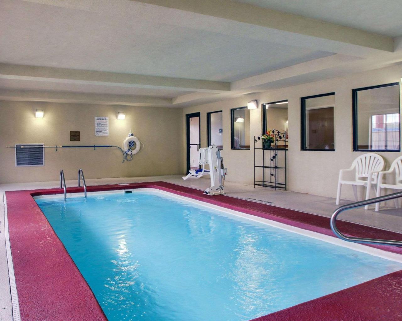 Columbia Inn & Suites 外观 照片